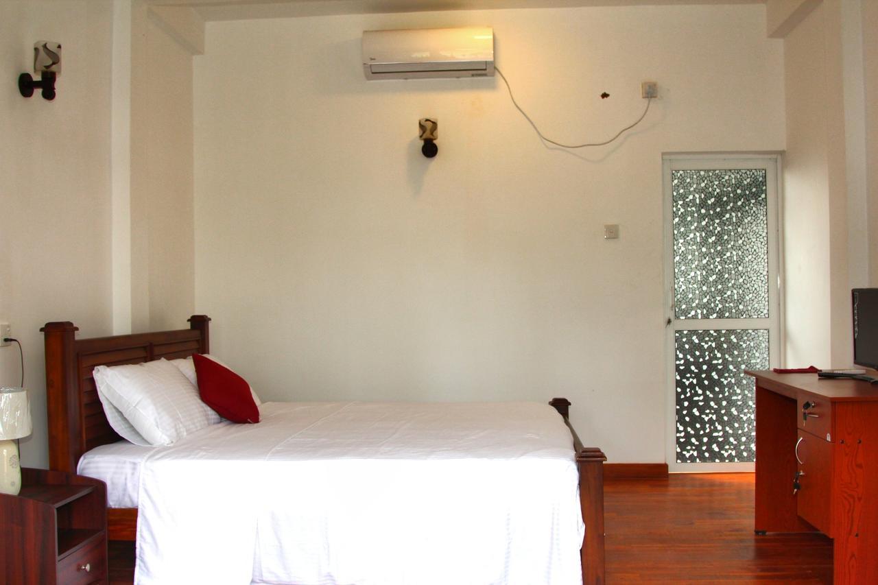 Himawari Beach Villa Matara Exterior photo