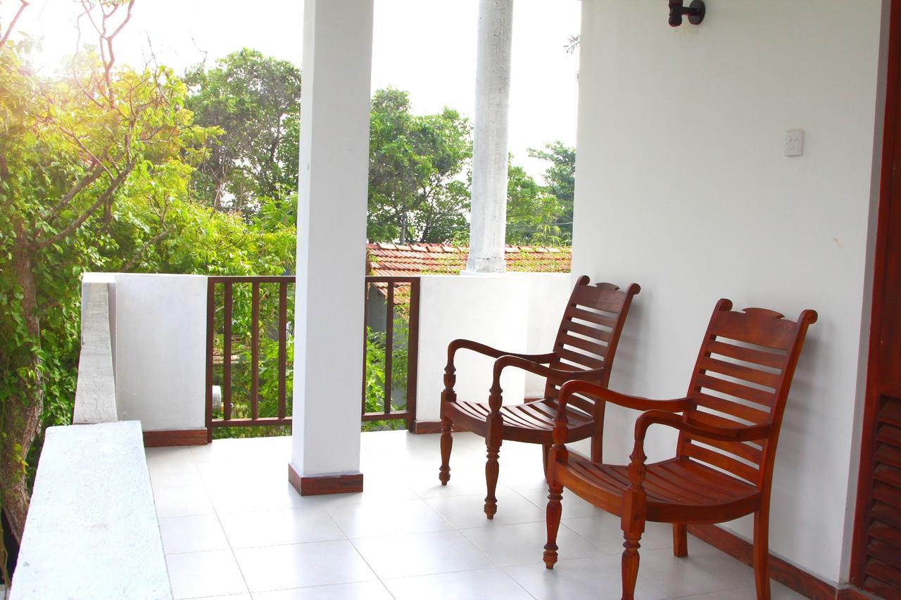 Himawari Beach Villa Matara Exterior photo